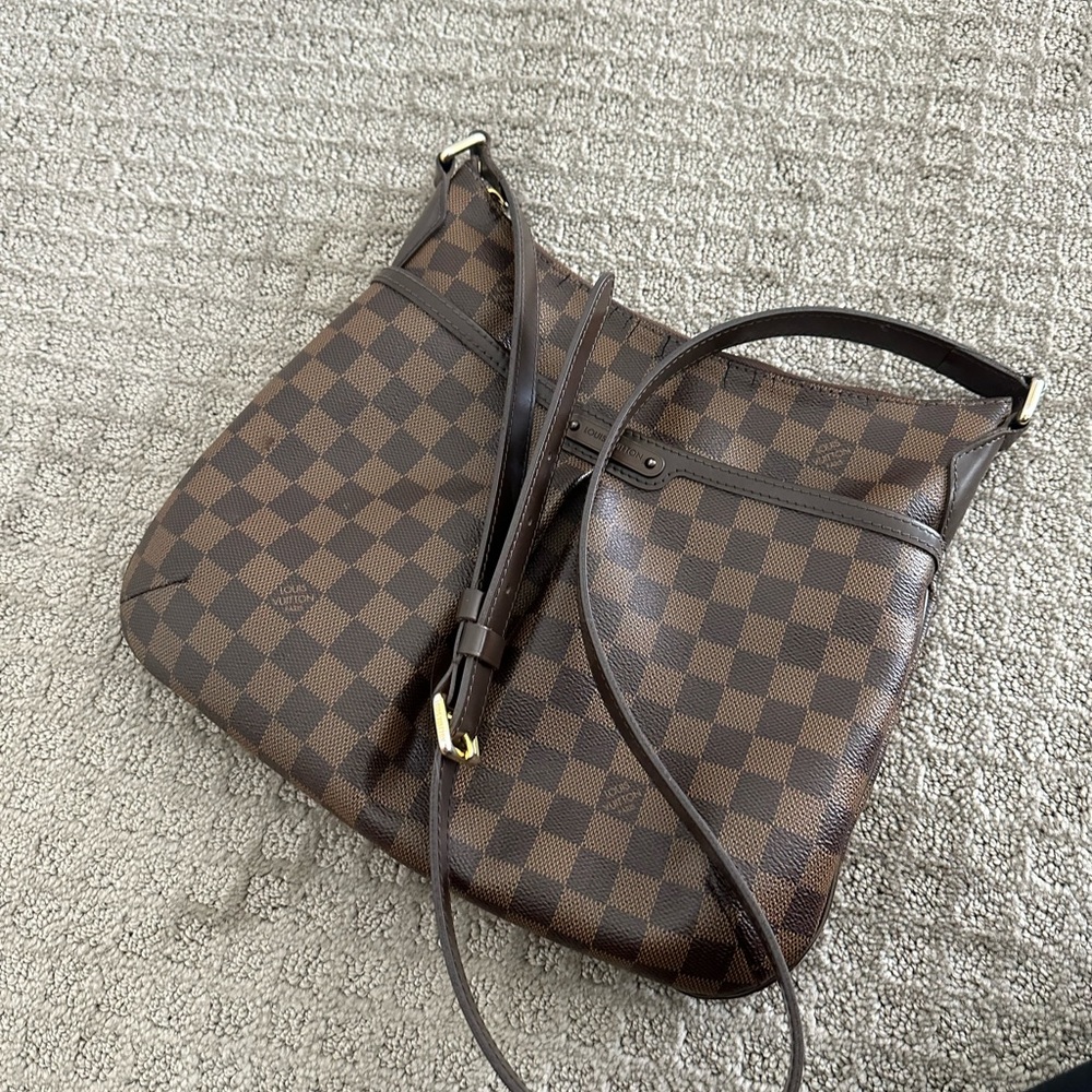 Louis Vuitton Purse